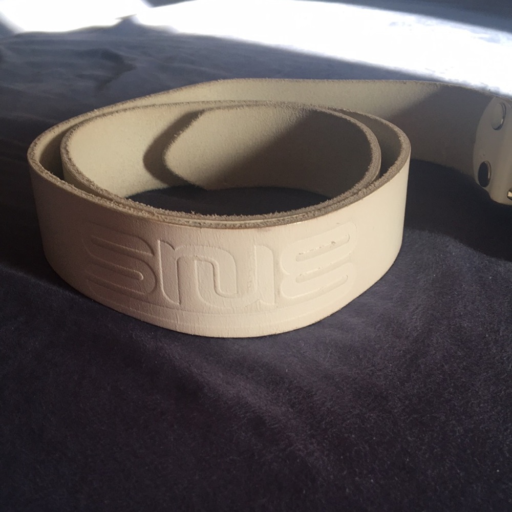 Snug industries streetwear raver white leather belt like Illig+ free snug decal - Picture 5 of 10
